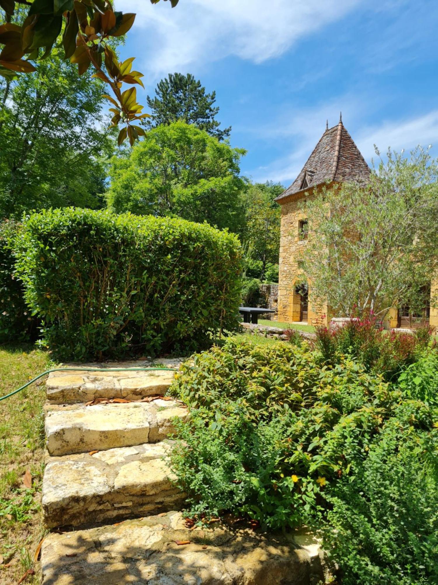 Отель Domaine Du Cardou Puy-l'Eveque Экстерьер фото